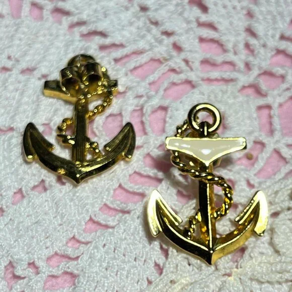 Nautical Gold and Cream Anchor Earrings - Picture 5 of 5